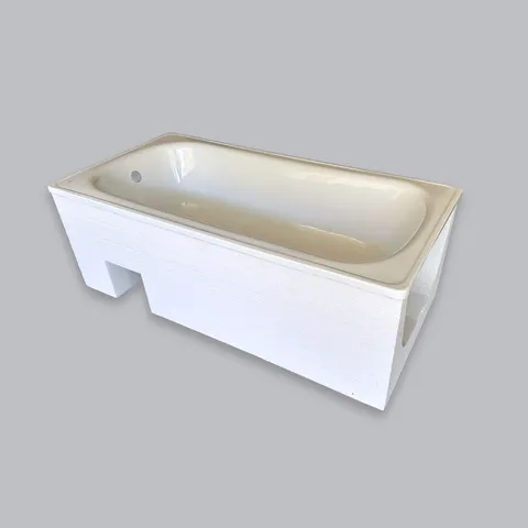 SOPORTE DE TINA CON FALDÓN (TINA).png